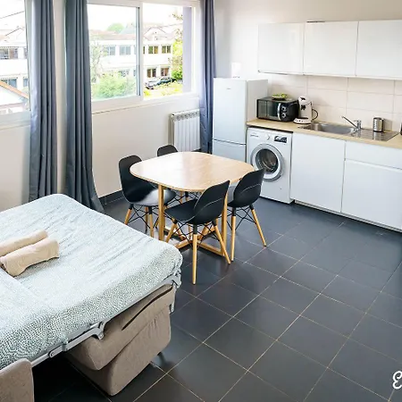 Apartmán Escale-marne Fr - 102 - Free Parking - Free Luggage Storage - Equipped - Linen Included - Washing Machine - 10mn Walk Metro 8 - Rer A - Panoramic View - From 1 To 4 Guests