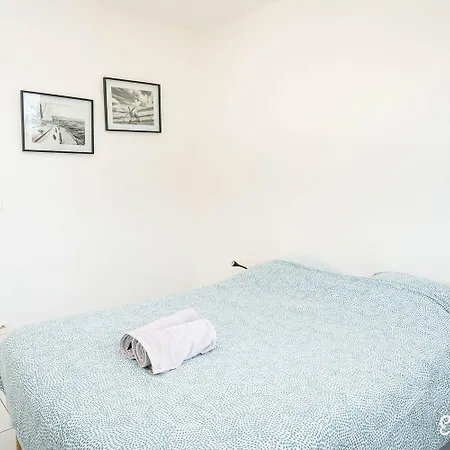 Escale-marne Fr - 102 - Free Parking - Free Luggage Storage - Equipped - Linen Included - Washing Machine - 10mn Walk Metro 8 - Rer A - Panoramic View - From 1 To 4 Guests Apartmán